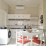 Paralia Nest Kalamata