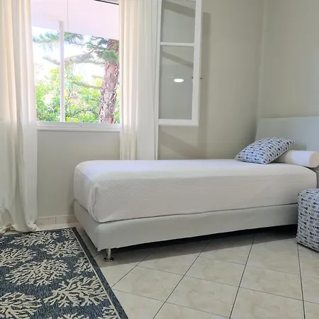 Paralia Nest Tatil Evi Kalamata