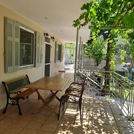 Paralia Nest Holiday home *