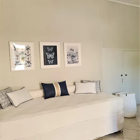 Holiday home Paralia Nest