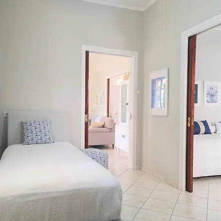 Tatil Evi Paralia Nest Kalamata